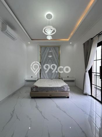 Ready to Use! Luxury House LT 406m2 Desain Elegan di Pondok Indah Ready to Use! Luxury House LT 406m2 Desain Elegan di Pondok Indah