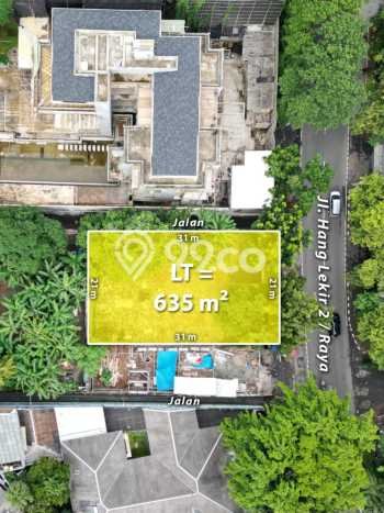 Kavling Tanah di Kebayoran Baru Dijual Luas 635m2 Legalitas SHM Kavling Tanah di Kebayoran Baru Dijual Luas 635m2 Legalitas SHM