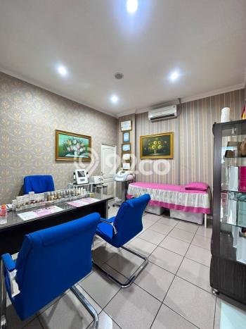 Unit Komersial Dijual di Jakarta Selatan LT 214m2 & LB 484m2 Unit Komersial Dijual di Jakarta Selatan LT 214m2 & LB 484m2