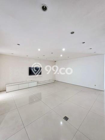 Rumah Elit Modern Tanpa Renovasi di Kemang Jakarta Selatan Rumah Elit Modern Tanpa Renovasi di Kemang Jakarta Selatan