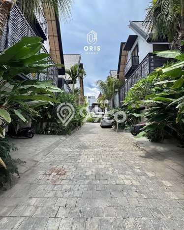 HOT DEAL! Vila di , Luas 351m2m², Area Strategis HOT DEAL! Vila di , Luas 351m2m², Area Strategis