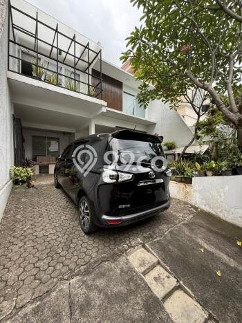 Dijual Rumah Luas Elegan Dengan View Cantik di Cipete, Jakarta Selatan Dijual Rumah Luas Elegan Dengan View Cantik di Cipete, Jakarta Selatan