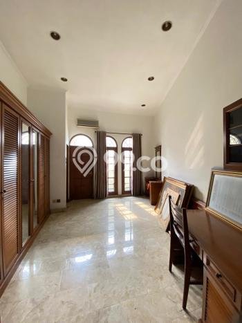 Rumah Elit LB 384m2 Siap Huni Desain Elegan di Mega Kuningan, Jakarta Selatan Rumah Elit LB 384m2 Siap Huni Desain Elegan di Mega Kuningan, Jakarta Selatan