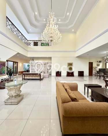 For Sale! Luxury House LT 537m2 Desain Modern di Pegangsaan For Sale! Luxury House LT 537m2 Desain Modern di Pegangsaan