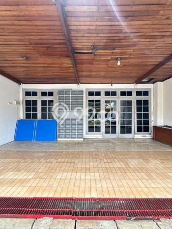 Ready to Use! Luxury House LT 980m2 Desain Elegan di Pondok Indah Ready to Use! Luxury House LT 980m2 Desain Elegan di Pondok Indah