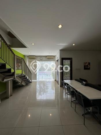 Kos-kosan Dijual di Kebayoran Baru, Jakarta Selatan dengan 16 Kamar Tidur, 16 Kamar Mandi Kos-kosan Dijual di Kebayoran Baru, Jakarta Selatan dengan 16 Kamar Tidur, 16 Kamar Mandi