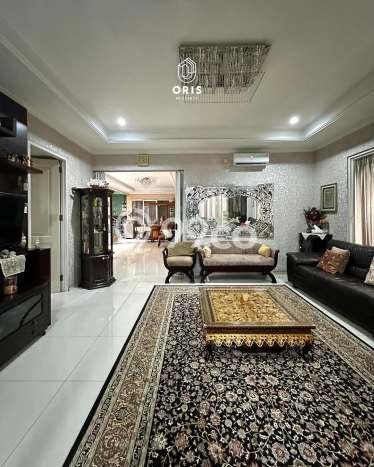Dijual Rumah Luas Elegan Dengan View Cantik di Veteran, Jakarta Selatan Dijual Rumah Luas Elegan Dengan View Cantik di Veteran, Jakarta Selatan
