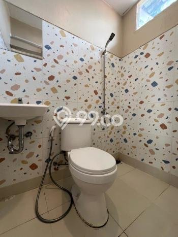 Kost Dijual Lokasi Cisauk, Tangerang, Spesifikasi 98 Kamar Tidur dan Luas 2000m2 Kost Dijual Lokasi Cisauk, Tangerang, Spesifikasi 98 Kamar Tidur dan Luas 2000m2