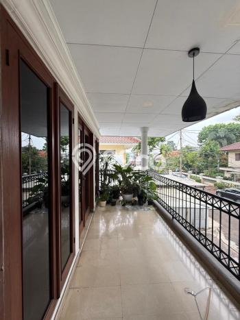 Dijual Rumah Premium dengan Fasilitas Sekitar Lengkap di Kebayoran Baru, Jakarta Selatan Dijual Rumah Premium dengan Fasilitas Sekitar Lengkap di Kebayoran Baru, Jakarta Selatan