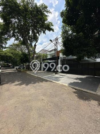 Unit Kost Dijual di Kawasan Kebayoran Baru Jakarta Selatan dengan 5 KT Unit Kost Dijual di Kawasan Kebayoran Baru Jakarta Selatan dengan 5 KT