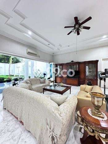 Dijual Rumah Premium dengan Fasilitas Sekitar Lengkap di Menteng, Jakarta Pusat Dijual Rumah Premium dengan Fasilitas Sekitar Lengkap di Menteng, Jakarta Pusat