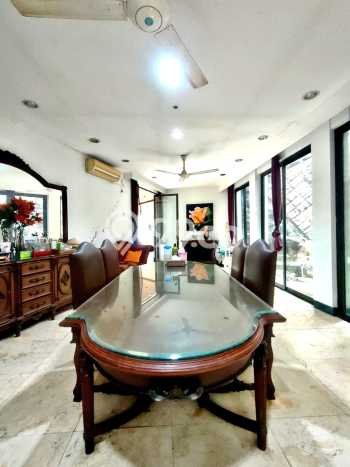 Hunian Elit LB 825m2 Siap Huni Desain Elegan di Pakubuwono, Jakarta Selatan Hunian Elit LB 825m2 Siap Huni Desain Elegan di Pakubuwono, Jakarta Selatan