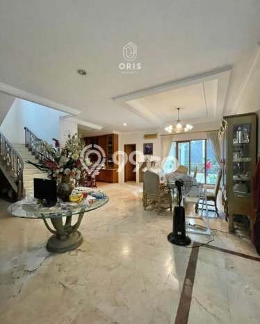 Dijual Rumah Luas Megah Dengan View Eksklusif di Pondok Indah, Jakarta Selatan Dijual Rumah Luas Megah Dengan View Eksklusif di Pondok Indah, Jakarta Selatan