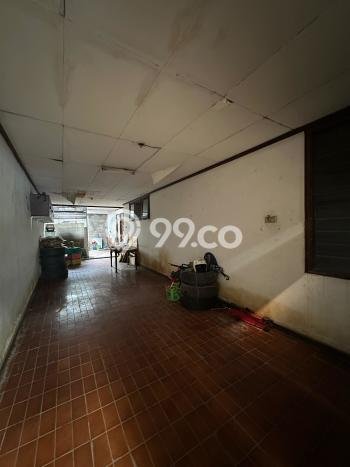 Tanah Kosong Dijual di Jakarta Selatan dengan Area 931m2 Tanah Kosong Dijual di Jakarta Selatan dengan Area 931m2