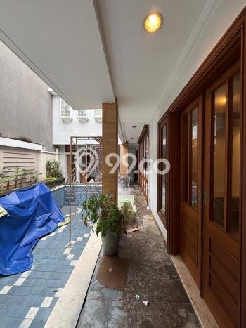 Dijual Rumah Luas Megah Dengan View Eksklusif di Pondok Indah, Jakarta Selatan Dijual Rumah Luas Megah Dengan View Eksklusif di Pondok Indah, Jakarta Selatan