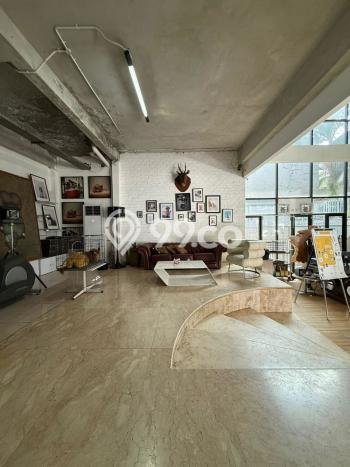 Siap Huni Rumah Mewah 4 Kamar di Kebayoran Baru Dekat ke Mana Saja Siap Huni Rumah Mewah 4 Kamar di Kebayoran Baru Dekat ke Mana Saja
