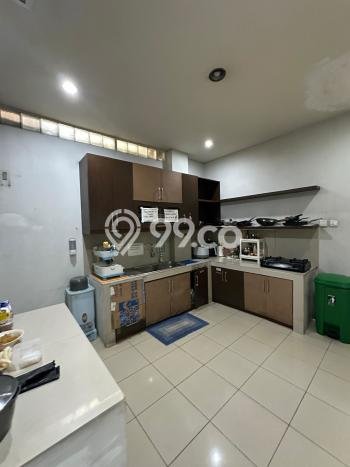 Kos-kosan Dijual di Kebayoran Baru, Jakarta Selatan dengan 16 Kamar Tidur, 16 Kamar Mandi Kos-kosan Dijual di Kebayoran Baru, Jakarta Selatan dengan 16 Kamar Tidur, 16 Kamar Mandi