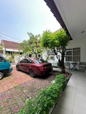 Ready to Use! Luxury House LT 350m2 Desain Elegan di Tomang Ready to Use! Luxury House LT 350m2 Desain Elegan di Tomang