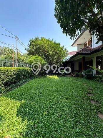 Hunian Mewah Siap Huni LT 667m2 di Kebayoran Baru, Jakarta Selatan Hunian Mewah Siap Huni LT 667m2 di Kebayoran Baru, Jakarta Selatan