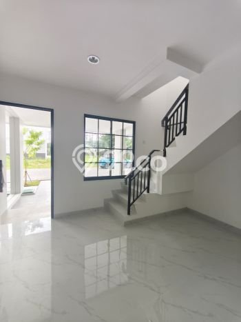 Rumah Disewakan Jakarta Utara LT 45m2 LB 75m2 Kawasan Pantai Indah Kapuk 2 Rumah Disewakan Jakarta Utara LT 45m2 LB 75m2 Kawasan Pantai Indah Kapuk 2