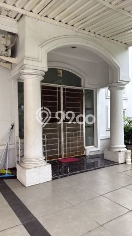 Rumah sewa siap huni 3 KT di Pantai Indah Kapuk, Jakarta Utara Rumah sewa siap huni 3 KT di Pantai Indah Kapuk, Jakarta Utara