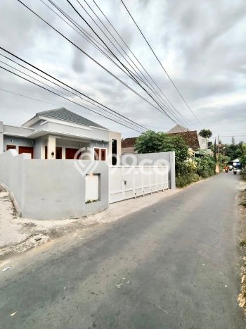 For Sale Rumah 3 Kamar Lokasi Ideal Bagus dan Strategis di Mlati For Sale Rumah 3 Kamar Lokasi Ideal Bagus dan Strategis di Mlati