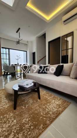 Siap Huni Rumah Mewah 3 Kamar di Cakung Dekat ke Mana Saja Siap Huni Rumah Mewah 3 Kamar di Cakung Dekat ke Mana Saja