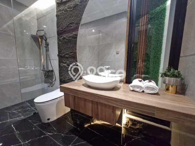 Dijual Rumah Premium dengan Fasilitas Sekitar Lengkap di Cakung, Jakarta Timur Dijual Rumah Premium dengan Fasilitas Sekitar Lengkap di Cakung, Jakarta Timur