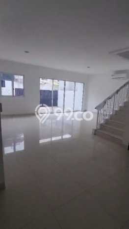 Rumah Cantik Siap Pakai Di Cakung Luas 240m2 Lokasi Strategis Rumah Cantik Siap Pakai Di Cakung Luas 240m2 Lokasi Strategis