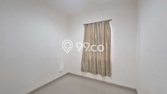 For Sale Rumah 3 Kamar Lokasi Ideal Bagus dan Strategis di Cakung For Sale Rumah 3 Kamar Lokasi Ideal Bagus dan Strategis di Cakung