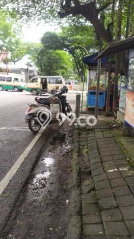 Rumah Eksklusif Dijual LT 360m2 di Batununggal, Bandung Rumah Eksklusif Dijual LT 360m2 di Batununggal, Bandung