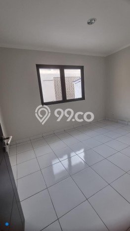 Disewakan! Rumah 3 Kamar Tidur &
2 Kamar Mandi di Kota Baru Parahyangan, Bandung Disewakan! Rumah 3 Kamar Tidur &
2 Kamar Mandi di Kota Baru Parahyangan, Bandung