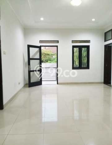Siap Huni Rumah Mewah 5 Kamar di Batununggal Dekat ke Mana Pun Siap Huni Rumah Mewah 5 Kamar di Batununggal Dekat ke Mana Pun