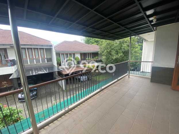 Rumah Luxury Modern Tanpa Renovasi di Lebak Bulus Jakarta Selatan Rumah Luxury Modern Tanpa Renovasi di Lebak Bulus Jakarta Selatan