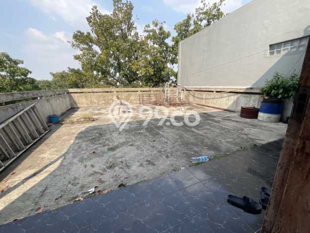 Ruko Komersial Disewakan di Lengkong Bandung Luas 260m2 Ruko Komersial Disewakan di Lengkong Bandung Luas 260m2