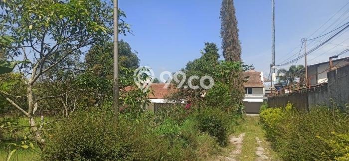 Vila Kawasan Lembang, Dimensi 2320m2m², Cocok untuk tempat tinggal Anda Vila Kawasan Lembang, Dimensi 2320m2m², Cocok untuk tempat tinggal Anda