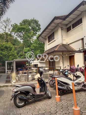 Rumah Elit Modern Tanpa Renovasi di Riau Bandung Rumah Elit Modern Tanpa Renovasi di Riau Bandung