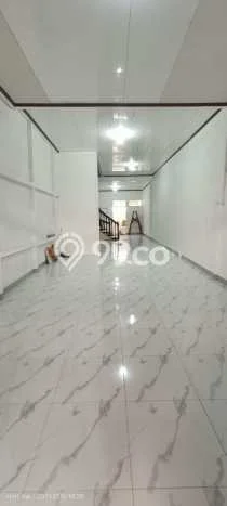 Rumah Modern Cantik 3 KT Bisa Langsung Pindah di Pontianak Selatan Rumah Modern Cantik 3 KT Bisa Langsung Pindah di Pontianak Selatan