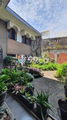 Rumah Elit Modern Tanpa Renovasi di Riau Bandung Rumah Elit Modern Tanpa Renovasi di Riau Bandung