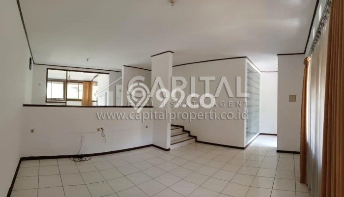 EXCLUSIVE HOME! Rumah area Setra Duta, 4 KT, Konsep Minimalis, LT 230m² Bangunan 350m² EXCLUSIVE HOME! Rumah area Setra Duta, 4 KT, Konsep Minimalis, LT 230m² Bangunan 350m²