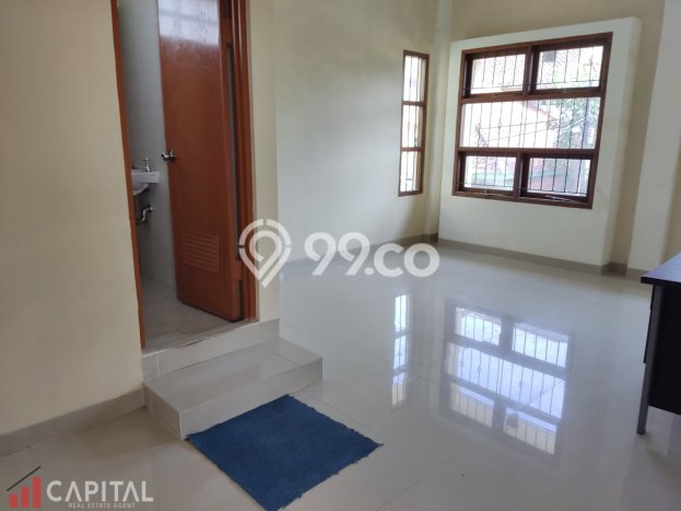 Rumah di Regol, 2 KT, Pemandangan Indah, Luas 121m² LB 220m² Rumah di Regol, 2 KT, Pemandangan Indah, Luas 121m² LB 220m²