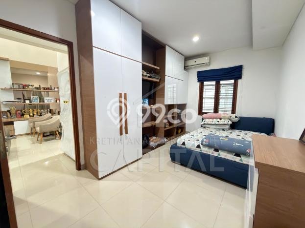 Ready to Use! Premium House LT 247m2 Desain Elegan di Setra Sari Ready to Use! Premium House LT 247m2 Desain Elegan di Setra Sari