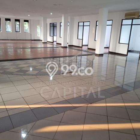 Untuk Disewa Komersial di Sukajadi Bandung LT 1000m2, LB 2000m2 Untuk Disewa Komersial di Sukajadi Bandung LT 1000m2, LB 2000m2