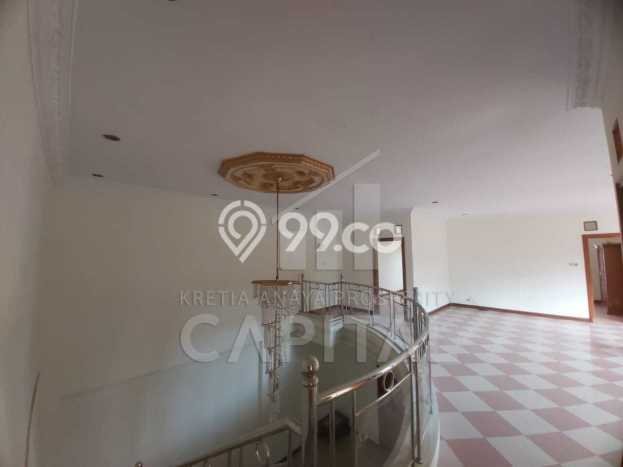 Disewakan! Rumah 6 Kamar Tidur &
3 Kamar Mandi di Kopo, Bandung Disewakan! Rumah 6 Kamar Tidur &
3 Kamar Mandi di Kopo, Bandung