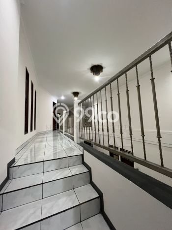Jual Rumah Mewah Megah Dengan View Cantik di Wastukencana, Bandung Jual Rumah Mewah Megah Dengan View Cantik di Wastukencana, Bandung