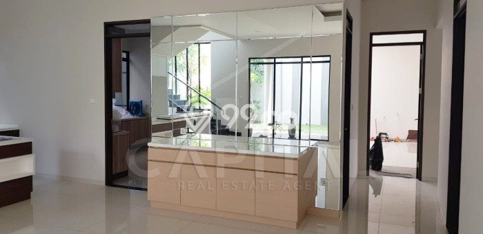 Disewakan Rumah Harga Terjangkau di Kota Baru Parahyangan Bandung Punya 4 KT Disewakan Rumah Harga Terjangkau di Kota Baru Parahyangan Bandung Punya 4 KT