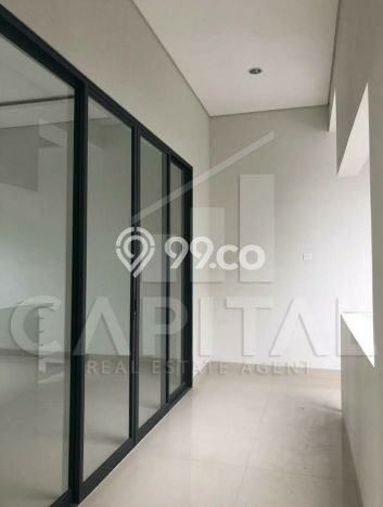 Rumah kawasan Lengkong, Bandung, LT 311m2m² Bangunan 465m2m² Rumah kawasan Lengkong, Bandung, LT 311m2m² Bangunan 465m2m²