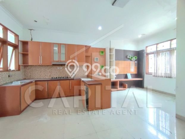 Rumah Elit Modern Siap Huni di Sayap Dago Bandung Rumah Elit Modern Siap Huni di Sayap Dago Bandung