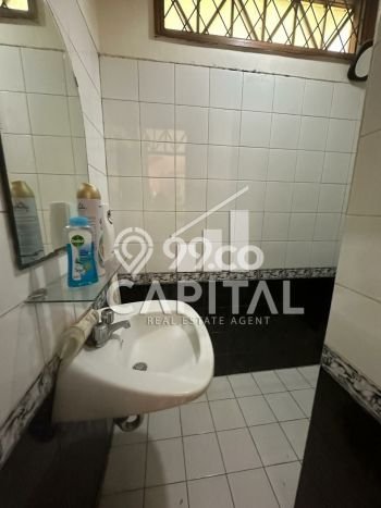 PROPERTI PILIHAN! Rumah Nyaman area Dago Pakar, Luas 540m2m² Bangunan 350m2m² PROPERTI PILIHAN! Rumah Nyaman area Dago Pakar, Luas 540m2m² Bangunan 350m2m²