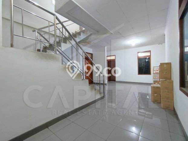 Disewakan Gudang di Pusat Kota Bandung Ramai Strategis Disewakan Gudang di Pusat Kota Bandung Ramai Strategis